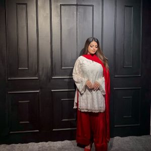 Farsi Suit white marun